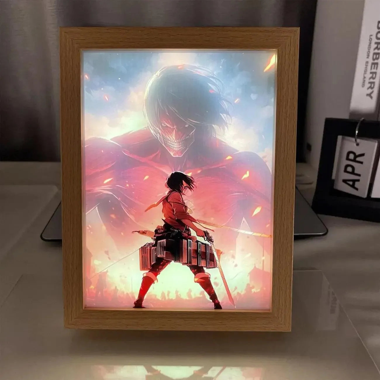 Cadre Lumineux LED Mikasa Ackerman - Attaque des Titans - BAKASHOP