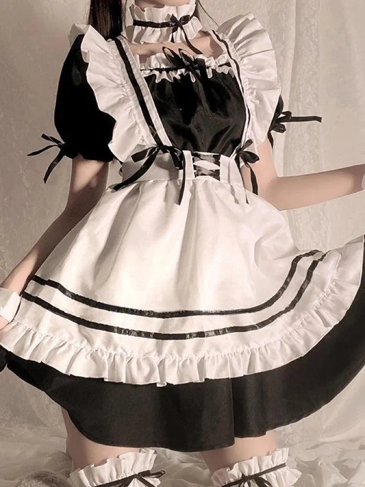 Cosplay Soubrette Servante Manga - Écolière ou Servante - BAKASHOP